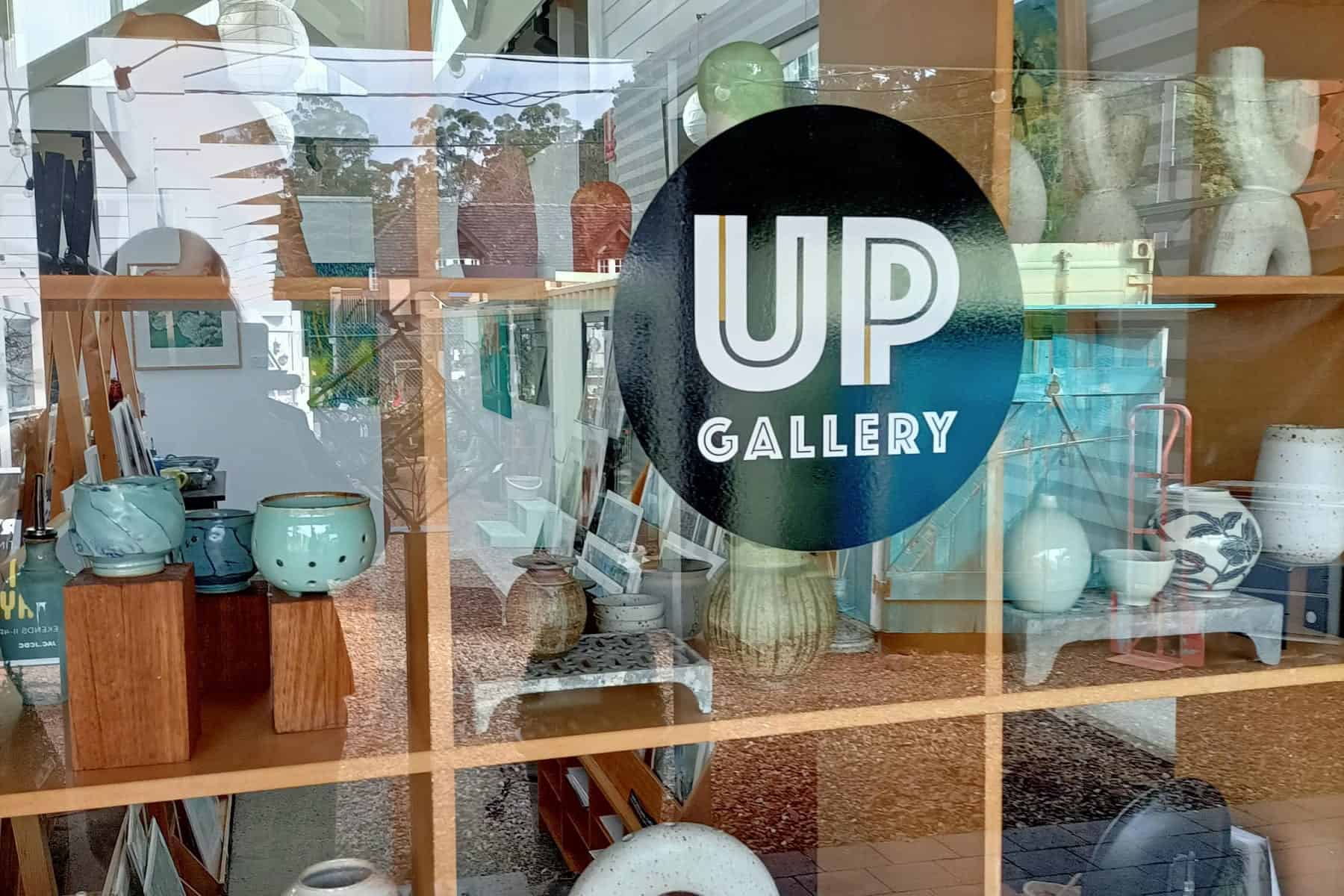 Up Gallery Sassafras