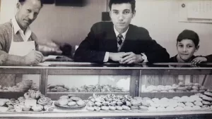 T Cavallaro & Sons Pasticceria