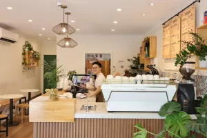 The 2 Men Cafe