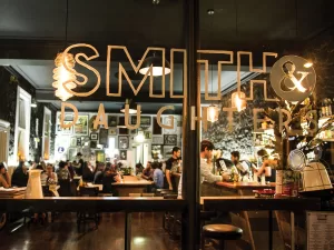 Smith & Daughters