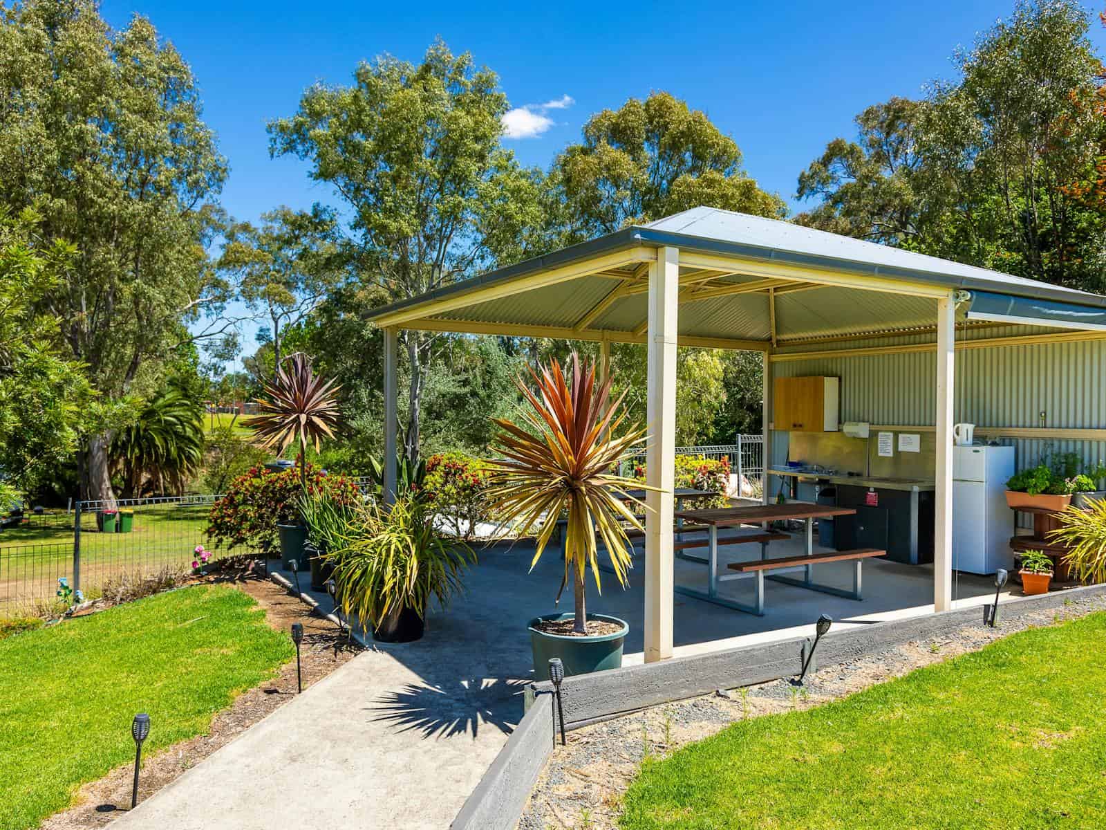 Culcairn Caravan Park