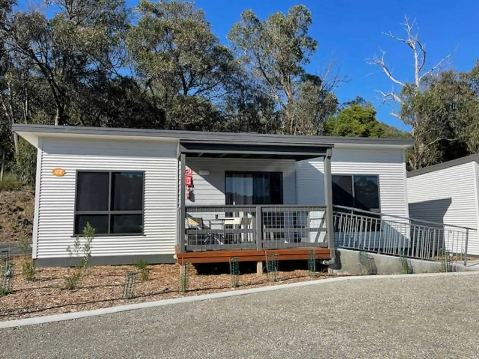 Lilydale Pine Hill Caravan Park